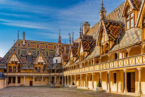 Photos du Voyage VENET : Journée piquante à Beaune ( Jeudi 5 juin )